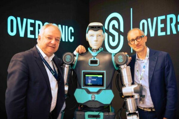 Datalogic investe in RoBee, il robot umanoide certificato in grado di sostituire i lavoratori nei compiti più rischiosi.