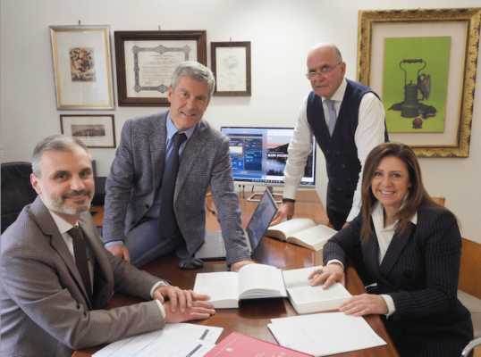 Internazionalizzazione imprenditoriale: nuove opportunità nei mercati degli Emirati Arabi Uniti con Studio PDM e SERDAL HOLDING.