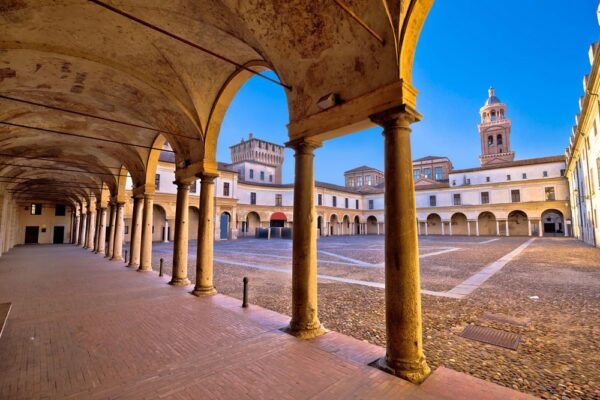 Mantova lancia un bonus da 150€ al mese per un anno per coloro che decidono di trasferirsi in città.. Due anni invece per gli Under36