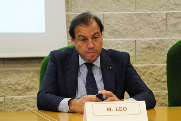 Redditometro: la nuova edizione di Maurizio Leo crea scompiglio nella maggioranza, con forti reazioni di Forza Italia e Lega.