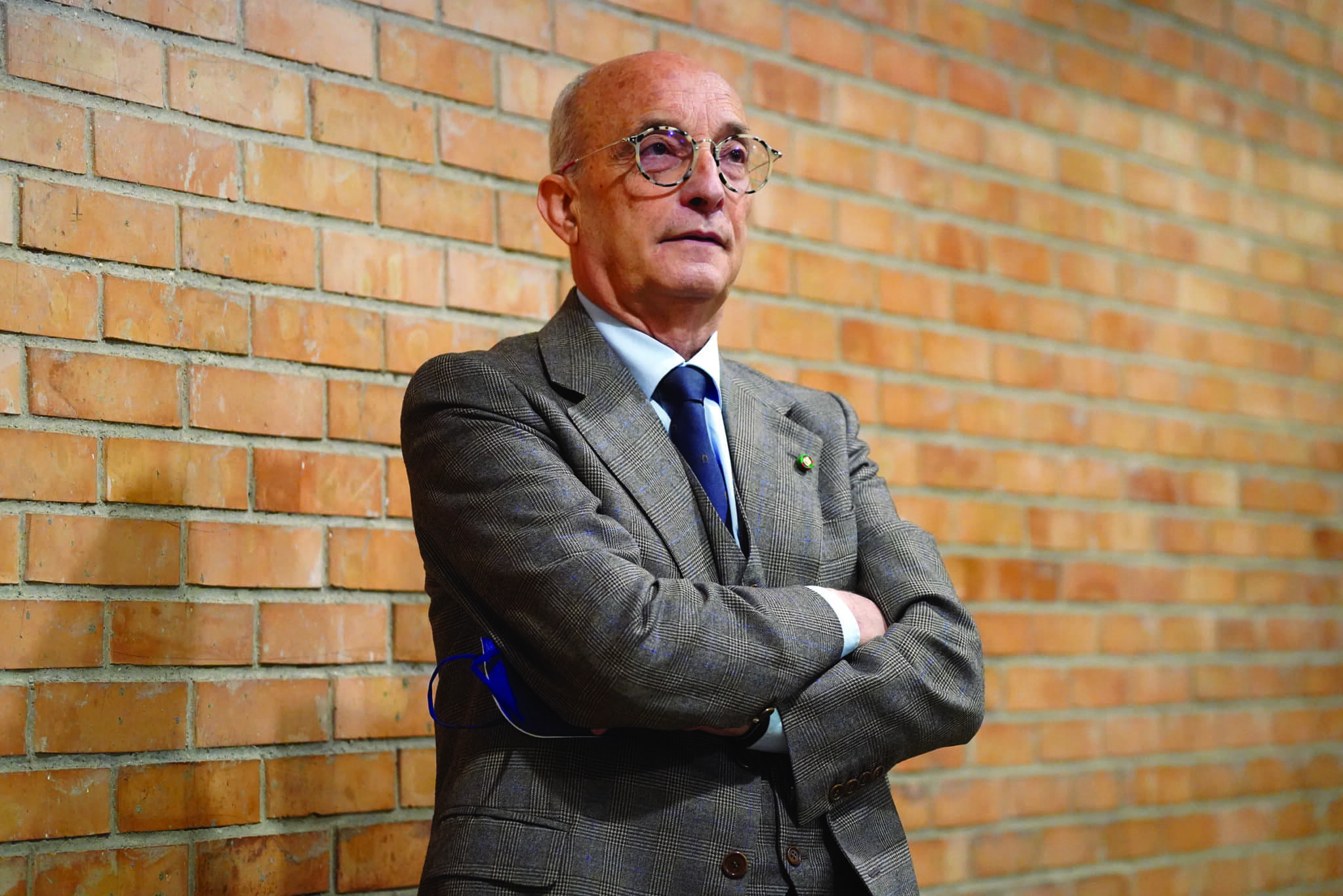 Con "Cresciamo Insieme", Leonardo punta a consolidare la filiera aerospaziale italiana coinvolgendo 600 aziende.