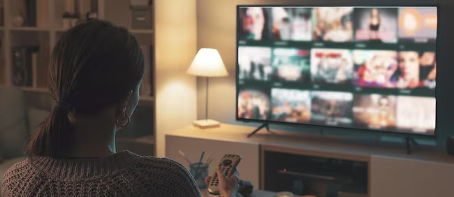 Rai e Mediaset criticano le modifiche al tax credit cinema e audiovisivo: penalizzazioni su diritti e esclusiva.