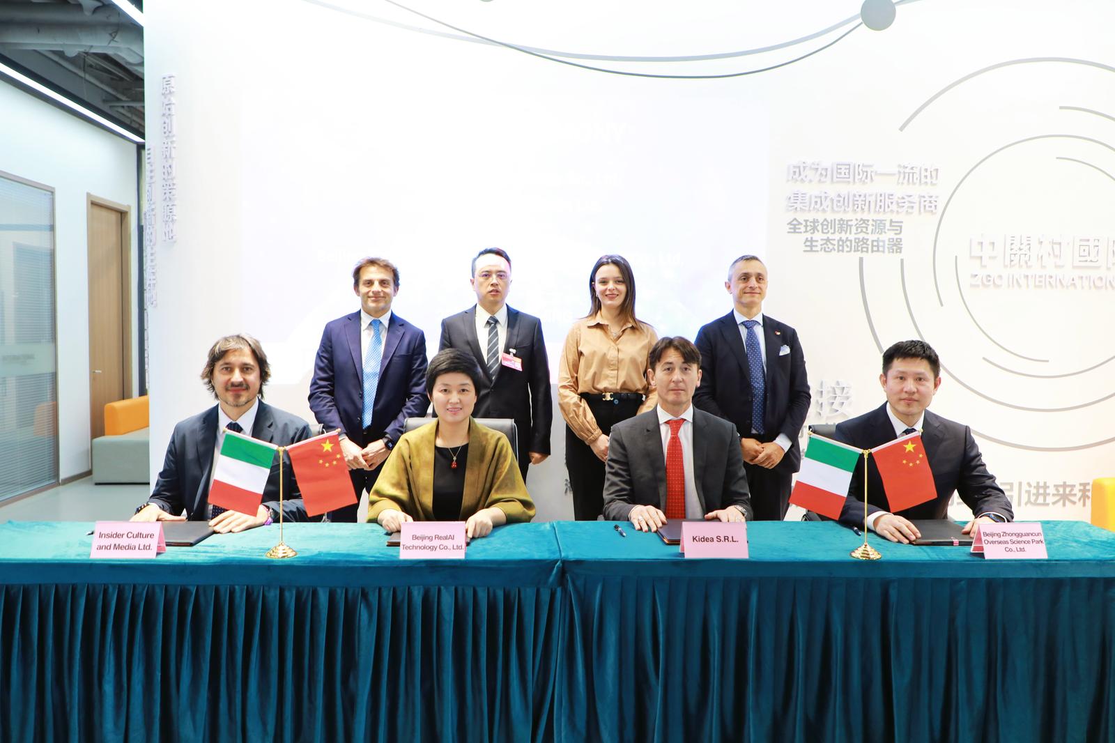 SIGLA ACCORDO ITALIA CINA AI